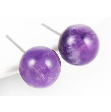 Încărcați imaginea în Galerie, Cercei Butoni Rotunzi din Piatra Semi-Pretioasa Ametist Purple 10 mm Cadou doamne femei ziua mamei mov