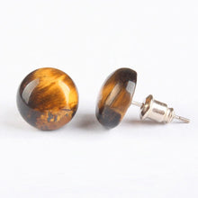 Încărcați imaginea în Galerie, Cercei Butoni Huggy Rotund Aplatizati Piatra SemiPretioasa Ochi de Tigru 10 mm