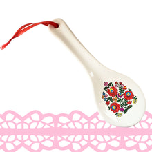 Încărcați imaginea în Galerie, Lingura Paleta Suport din Ceramica Portelan pentru Ustensile de Bucatarie cu Motive Traditionale Broderie Taranesti Flori Rosii linguri furculite la gatit