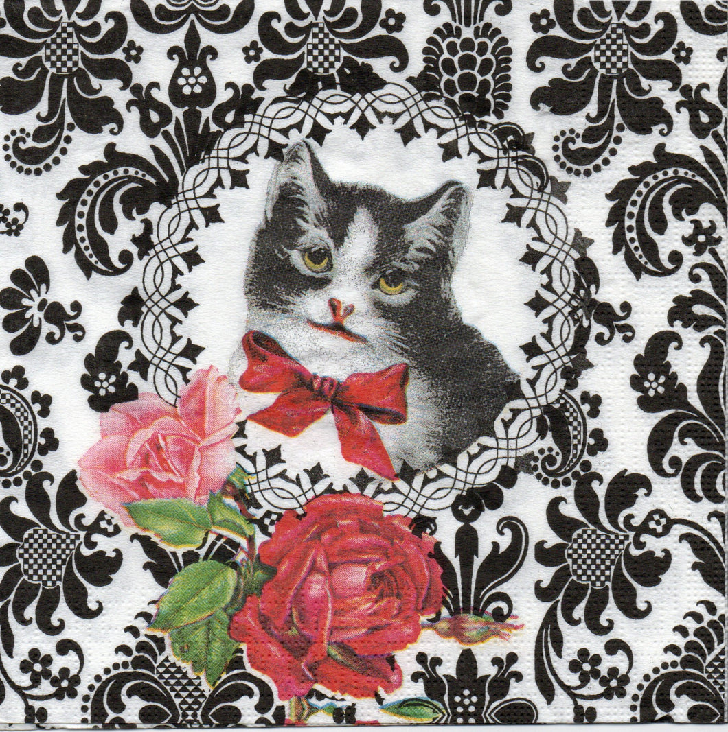 Servetel Decoupage de Colectie Vintage Pisicuta in Medalion cu Imprimeu 33x33 cm