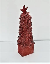 Încărcați imaginea în Galerie, Brad Artificial de Craciun cu Strasuri Rosii Acril Suport Lemn