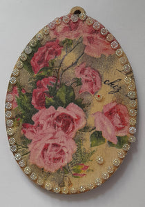Decoratiune Lemn de Craciun Medalion cu Trandafiri si Margele Diamant