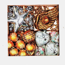 Încărcați imaginea în Galerie, Servetele de Masa cu Globuri de Craciun Pachet 20 Buc Globuri Bronz Aurii si Inimi Stele Argintii