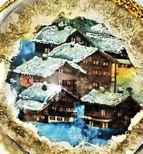 Încărcați imaginea în Galerie, Glob de Craciun 12 cm Peisaj de Iarna la munte