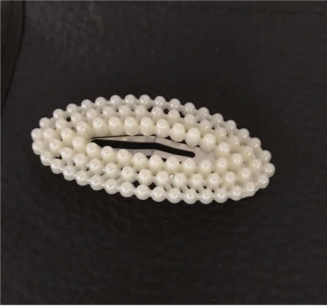 Agrafa Clama de Par cu Perle Accesoriu Mireasa Oval Decupat Alb Mat