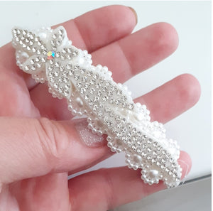 Agrafa Clama de Par cu Perle Accesoriu Mireasa Frunze si Flori Alb Mat