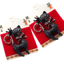 Încărcați imaginea în Galerie, Brosa Martisor pe Carton cu Motive Traditionale Pisica Printesa cu Strasuri si Funda Rosie 1 8 Martie cu Strasuri cColorate