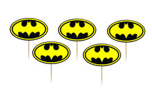 Încărcați imaginea în Galerie, Set 20 buc Scobitori Cupcake Toppers Candy Bar Muffin Emblema Batman Negru-Galben Party Petrecere Baieti