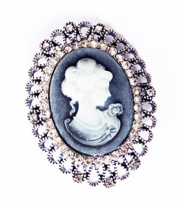Brosa cu Camee Lady Mare cu Strasuri Transparente Rhinestone Vintage Martisor