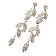 Încărcați imaginea în Galerie, Cercei Mireasa Lungi de Nunta Statement Frunze Cristal Rhinestone in Cutie Cadou