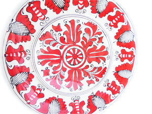 Farfurie Decor cu Motive Traditionale Platou Ceramica de Corund Rosie Fluturi si Crini 25 cm