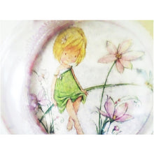 Încărcați imaginea în Galerie, Glob de Craciun 14 cm de Brad Fetita Zana Blonda si Fluturele