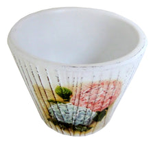 Încărcați imaginea în Galerie, Ghiveci Flori Ceramica Zambile