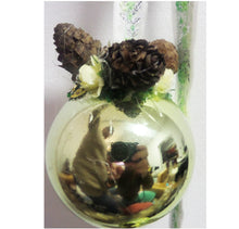 Încărcați imaginea în Galerie, Ghirlanda Decorativa de Craciun Agatat din Globuri Brad Pom de Usa Verde Pal
