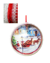 Încărcați imaginea în Galerie, Glob de Craciun 12 cm de Brad Mosul langa Brad si Sania plina de Cadouri
