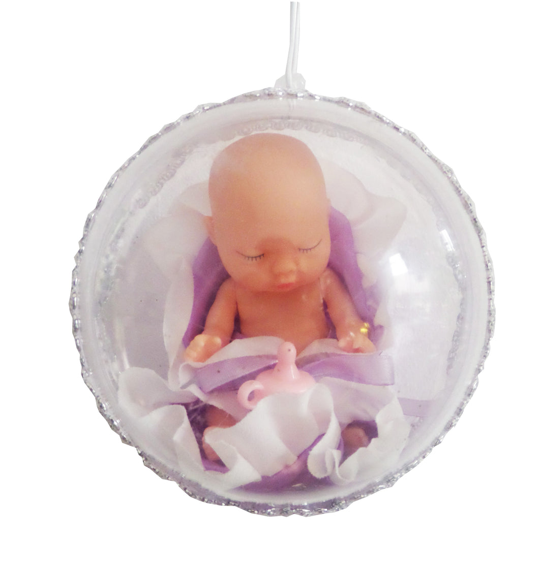Ornament Glob de Craciun cu Figurina 10 cm cu Figurina Copilas Bebe Mov Dormind cu Sticluta Bebelas ce Doarme