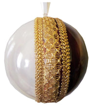 Încărcați imaginea în Galerie, Glob de Craciun Brad Cadou Handmade 14 cm Copiii Citesc langa Brad
