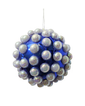 Încărcați imaginea în Galerie, Ornament Glob de Craciun cu Perle Albe pentru Brad Pom Albastru de 8 cm Imitatie