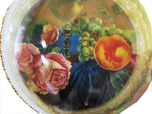 Încărcați imaginea în Galerie, Glob de Craciun de Brad pe Suport 14 cm Trandafiri si Fructe la Masa de Craciun