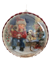 Încărcați imaginea în Galerie, Glob de Craciun Ornament pe Suport 14 cm Prietenii La o Ceasca de Ceai Fierbinte