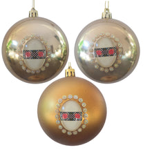 Încărcați imaginea în Galerie, Set Globuri de Craciun Portocalii de Brad Pom 3 buc cu Motive Traditionale cu Prosop Taranesc Popular Bronz Gold 8 cm Taranesti Populare Ornamente
