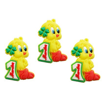 Încărcați imaginea în Galerie, Cadou pentru Copii Martisor 1 8 Martie din Cauciuc Silicon Disney Tweety din Looney Tunes Galben cu Trifoi