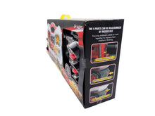 Încărcați imaginea în Galerie, Jucarie Masina in Cutie Cadou Platforma Maxi Camion cu Masini Cars 3 Fulger 95 Piston Cup Unelte