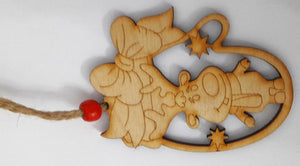 Decoratiune de Brad din Lemn Pirogravata de Craciun Renul Rudolf Manusa Craciun