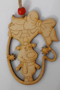 Decoratiune de Brad din Lemn Pirogravata de Craciun Renul Rudolf Manusa Craciun
