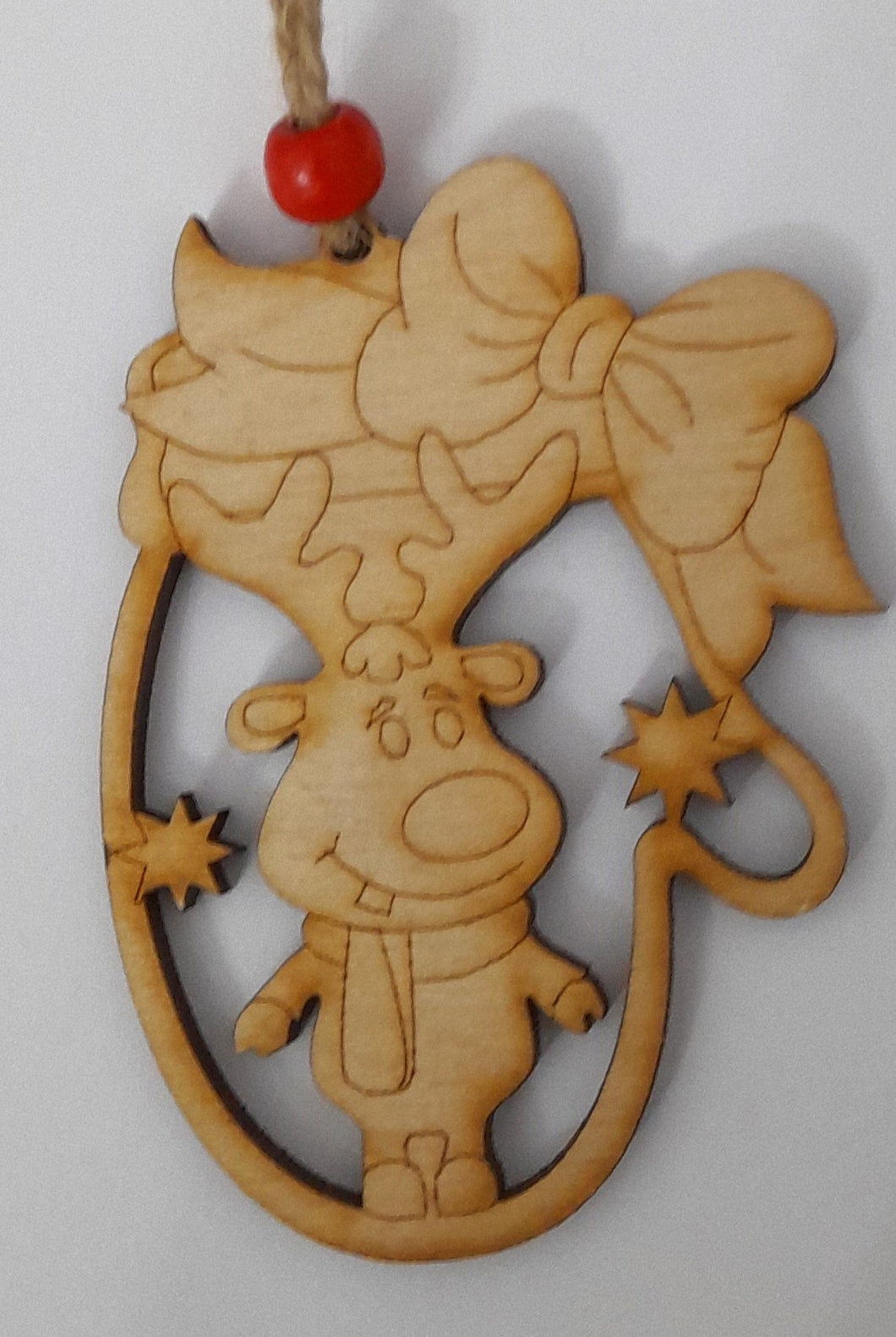 Decoratiune de Brad din Lemn Pirogravata de Craciun Renul Rudolf Manusa Craciun
