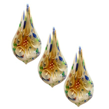 Încărcați imaginea în Galerie, Bijuterie Cadou din Margele Lampa Pandantiv din Sticla de Murano Model Lacrima cu Flori Cale Galben-Auriu 30x60 mm