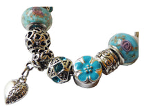 Încărcați imaginea în Galerie, Bratara in Stil Pandora din Sticla cu Margele Lampa Lampwork Albastre Bleu Deschis si Charm Metal Inima Murano Cadou Martisor