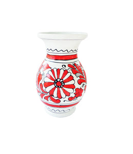 Vaza cu Motive Traditionale Populare Taranesti Romanesti din Ceramica de Corund Rosie Flori de Musetel 16 cm
