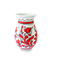 Încărcați imaginea în Galerie, Vaza cu Motive Traditionale din Ceramica de Corund Rosie Paunita 14 cm