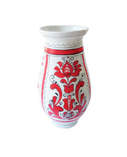 Încărcați imaginea în Galerie, Vaza cu Motive Traditionale Populare Taranesti Romanesti din Ceramica de Corund Rosie Flori si Pasare 24 cm