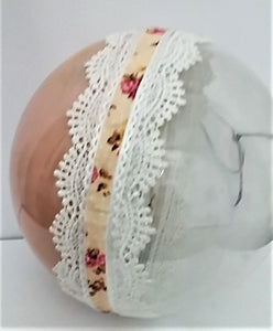 Glob de Craciun 14 cm de Brad Fetita Zana Blonda si Fluturele