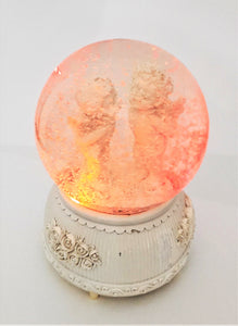 Glob de Craciun cu Zapada Muzical cu Lichid Cristal Ingeri Albi 15 cm