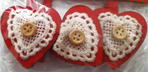 Decoratiuni Lemn de Craciun Set 3 buc Carlige de Rufe Inima cu Broderie