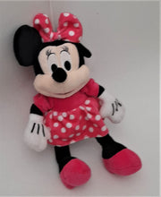 Încărcați imaginea în Galerie, Jucarii Figurine Plusuri-  Minnie Mouse in Rochie Roz Fucsia cu Buline Albe