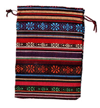 Încărcați imaginea în Galerie, Saculet din Textil Motive Traditionale Taranesti Populare Stelute verzi, portocalii, galbene, albastre 17 cm
