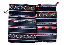 Încărcați imaginea în Galerie, Saculet din Textil Motive Traditionale Taranesti Populare  Albastru inchis, Rosu. Alb-Negru , Verni l17 cm orizontal
