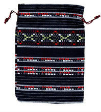 Încărcați imaginea în Galerie, Saculet din Textil Motive Traditionale Taranesti Populare  Albastru inchis, Rosu. Alb-Negru , Verni l17 cm orizontal